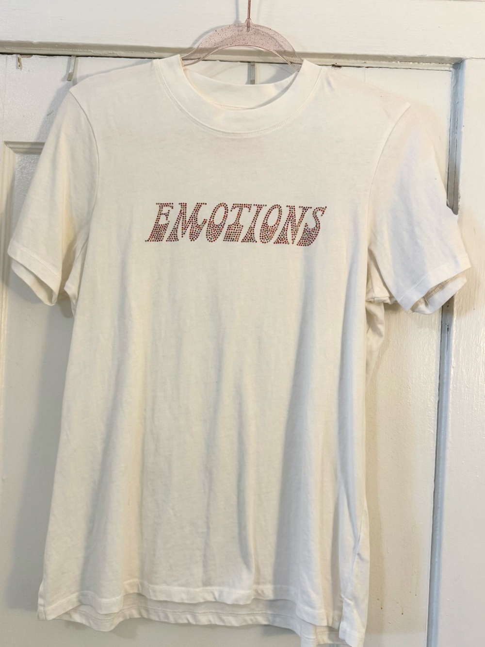 “Emotions” Tee - ban.do
